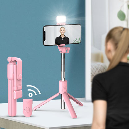 ✨ Işıklı Bluetooth Selfie Çubuğu ve Tripod
